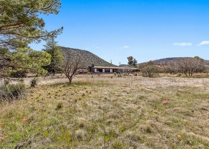 Сasa de vacaciones Mid-century Ranch In With Fantastic Red Rock Views